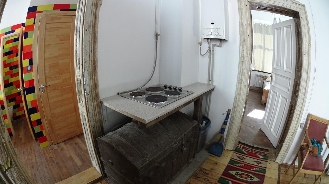Hostel Mif อิวาโน-ฟรานกิฟสเก ภายนอก รูปภาพ