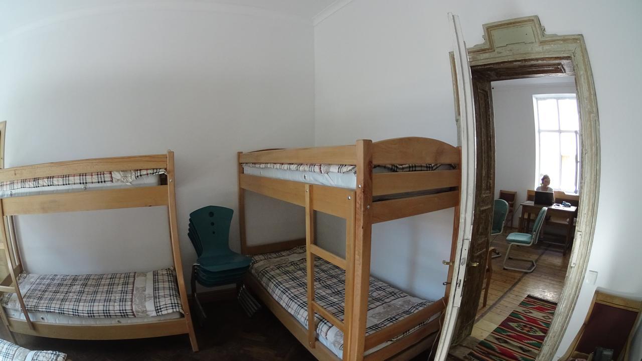 Hostel Mif อิวาโน-ฟรานกิฟสเก ภายนอก รูปภาพ